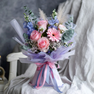 Are the pink roses at Boat Quay Mother's Day expensive?